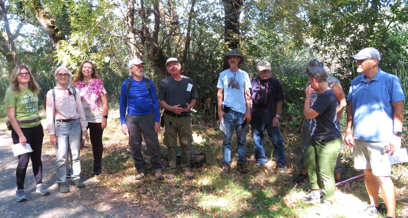 Bioblitz attendees. D. Ledger.