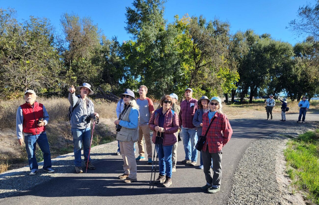 David Ledger and field trip attendees. D. Mandel.