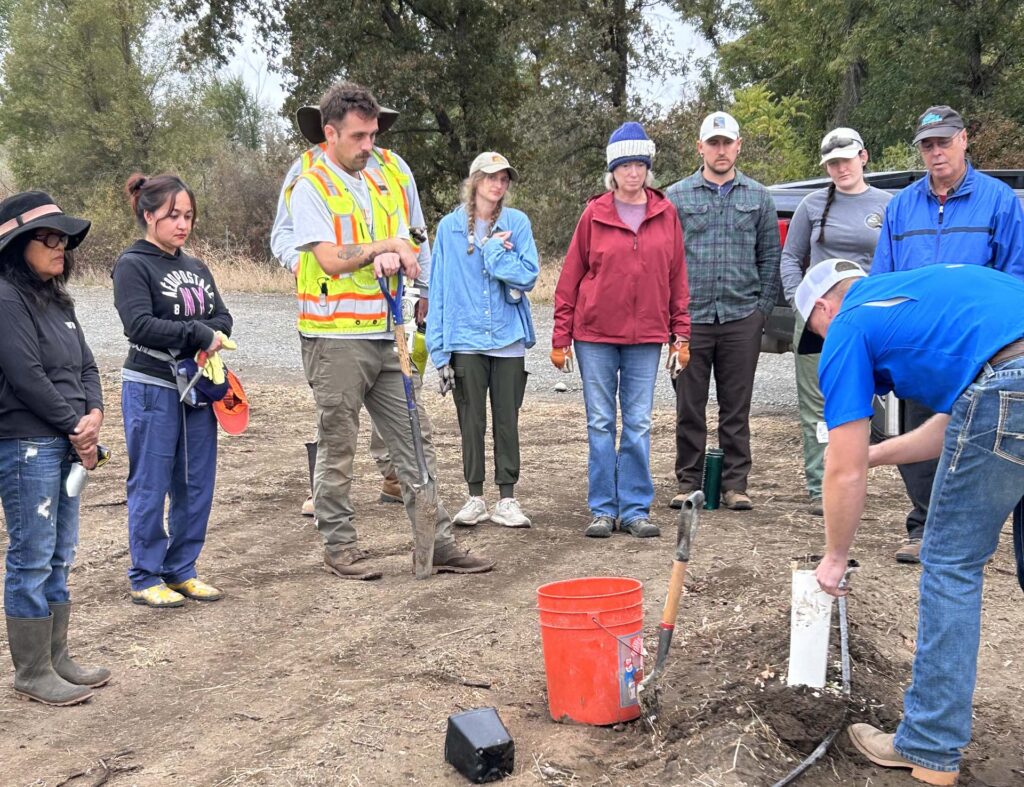 Rancho Breisgau planting day volunteers. MA. McCrary.