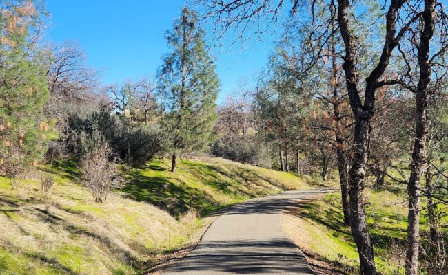 Blue Gravel Mine Trail. J. Malik.