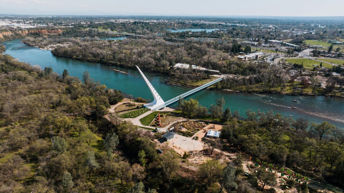 The Sundial Bridge over the Sacramento River. Photo by Kelly on Pexels.