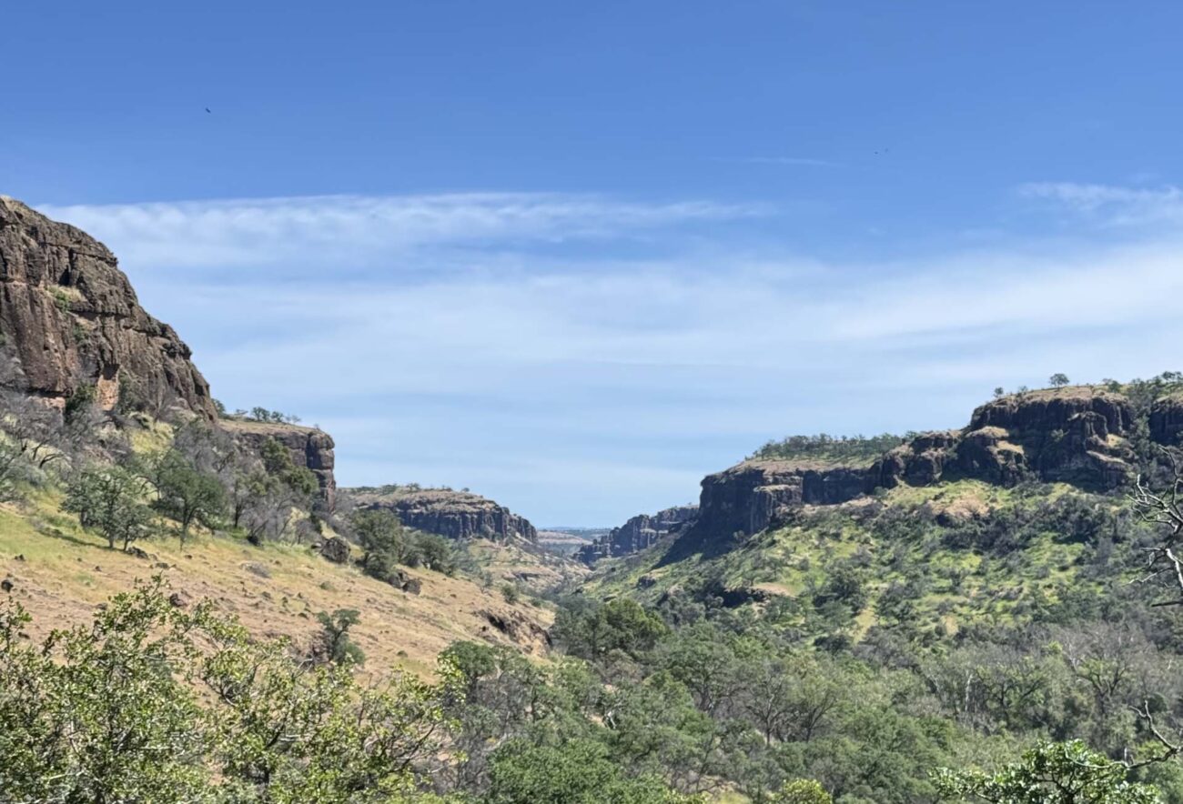 Dye Creek Canyon. H. Pratt.