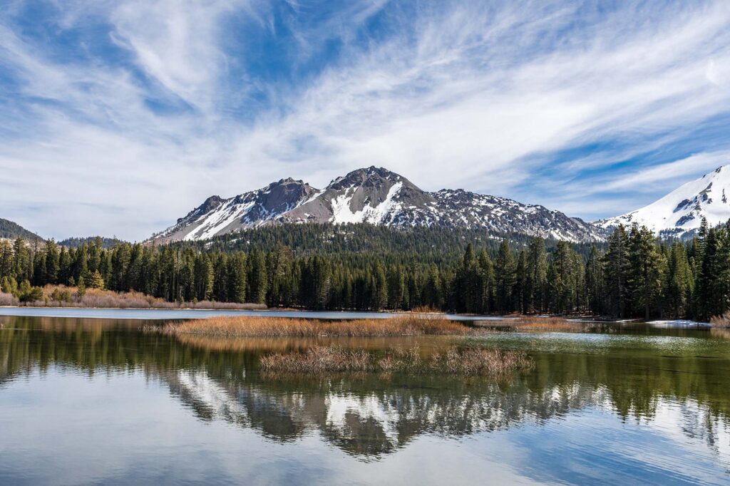 Manzanita Lake and Chaos Crags. G. Lockett.