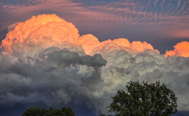 Sunset. G. Lockett.